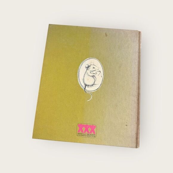 Vintage 1960s ‘The Railroad Mouse' Children’s Book - Brown and Gold - Picture 2 of 5